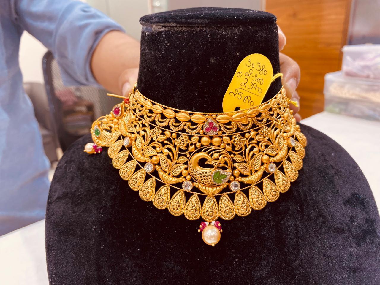 Mor Pankh Kundan Choker